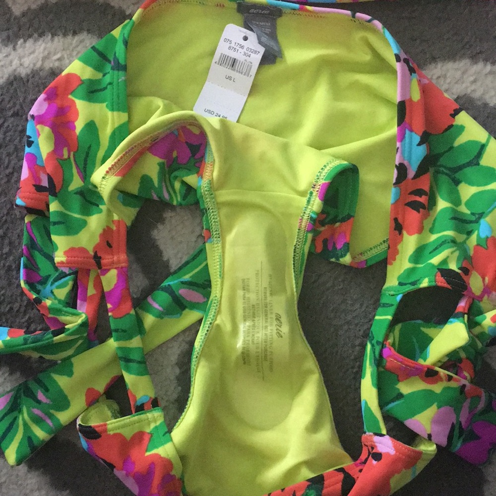 Aerie two piece bikini set - Picture 2 of 3